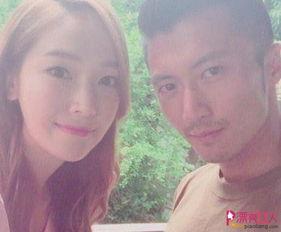 娱乐爆料郑秀妍视频播放,美得让人心动  第1张